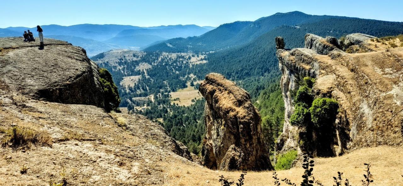 Alojamiento Rural Los Gancheros Tragacete Bagian luar foto